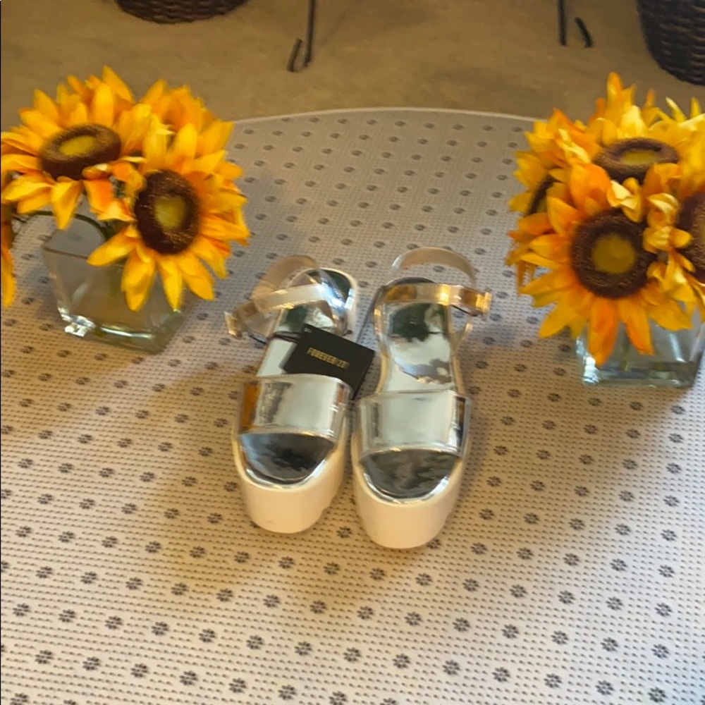 NWT Forever 21, Size 5 1/2 Silver High Wedges